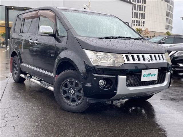 MITSUBISHI DELICA D:5