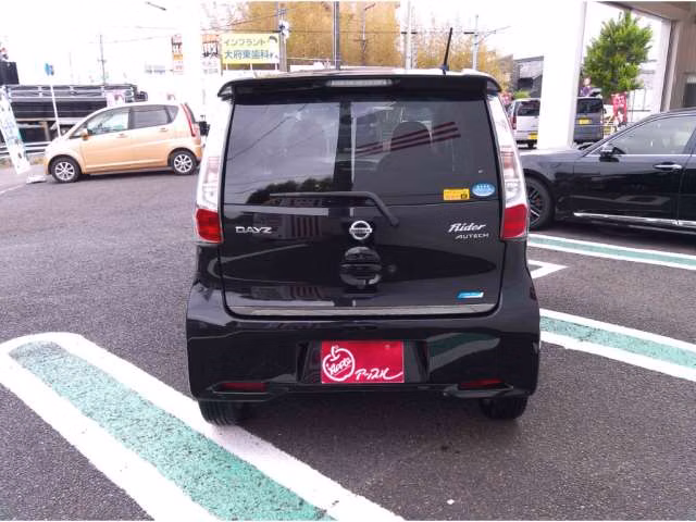 NISSAN DAYZ