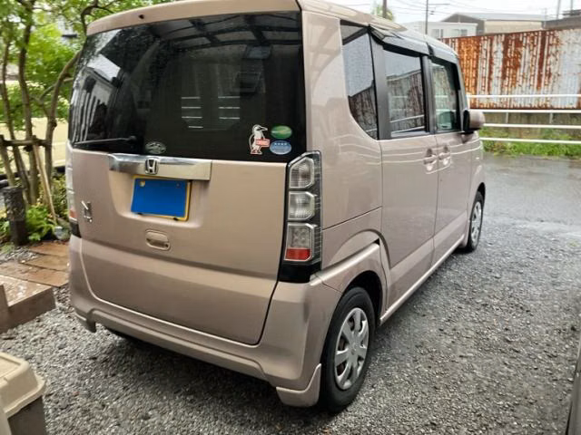 HONDA N-BOX