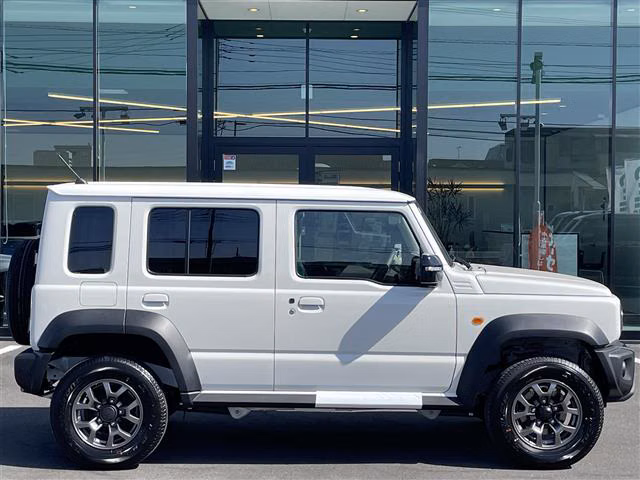 SUZUKI JIMNY