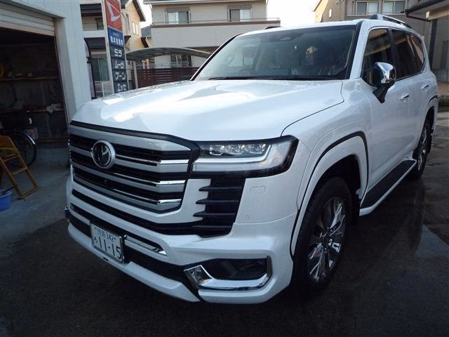 TOYOTA LAND CRUISER
