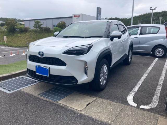 TOYOTA YARIS CROSS