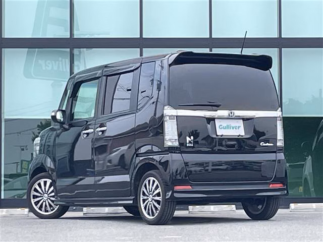HONDA N-BOX