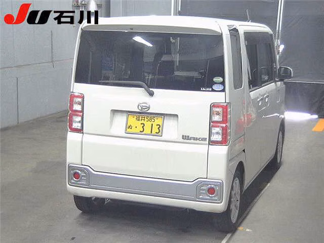 DAIHATSU WAKE