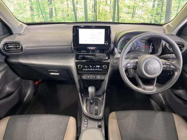 TOYOTA YARIS CROSS