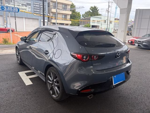 MAZDA MAZDA3