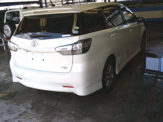 TOYOTA WISH