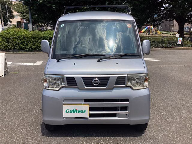 NISSAN NV100 CLIPPER