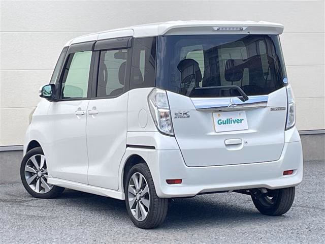 MITSUBISHI EK SPACE