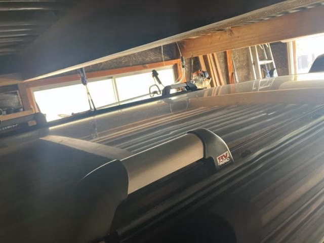 TOYOTA HILUX SURF