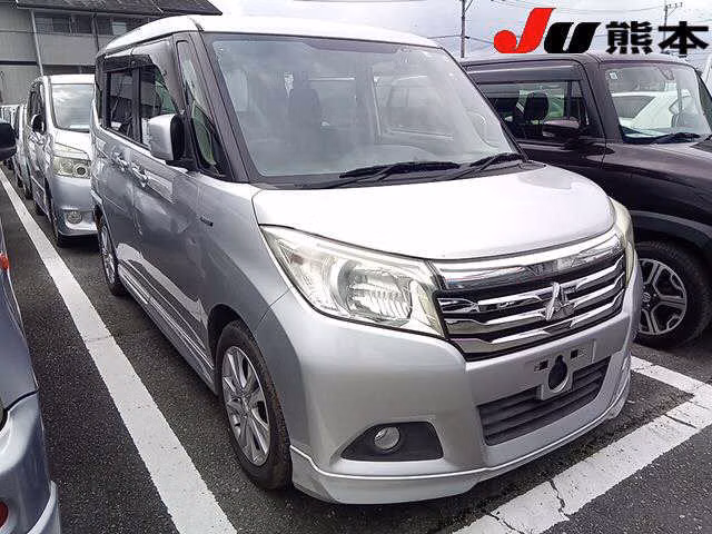 MITSUBISHI DELICA D:2