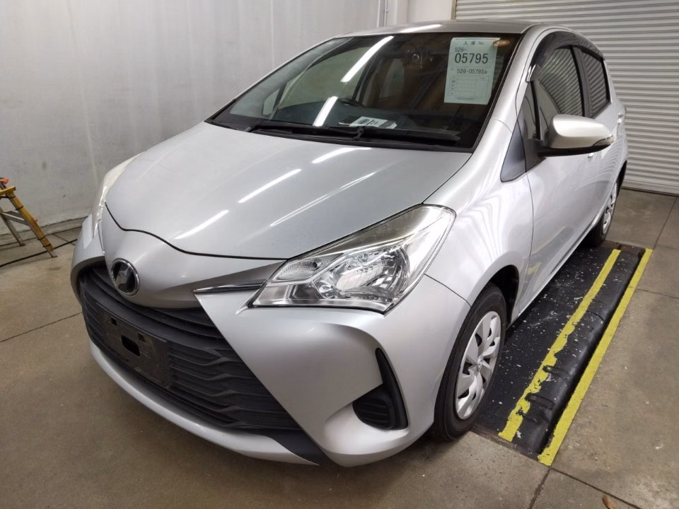 TOYOTA VITZ