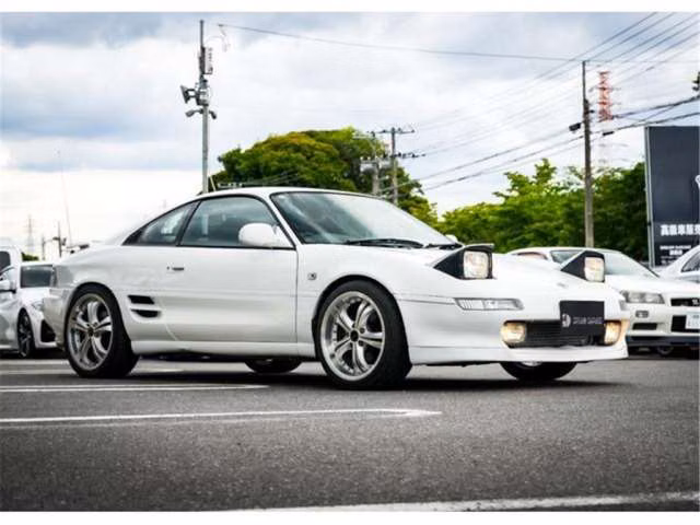 TOYOTA MR2