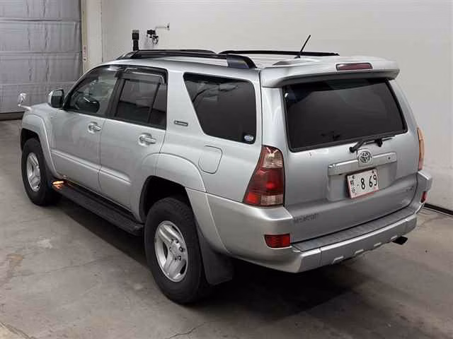 TOYOTA HILUX SURF
