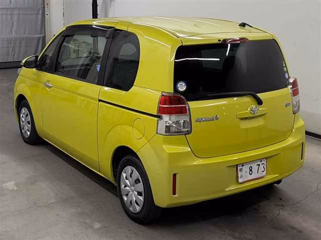 TOYOTA SPADE