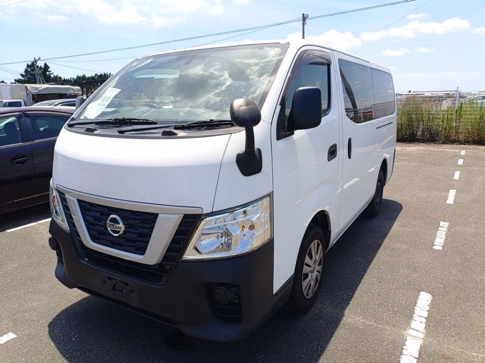 NISSAN NV350 CARAVAN