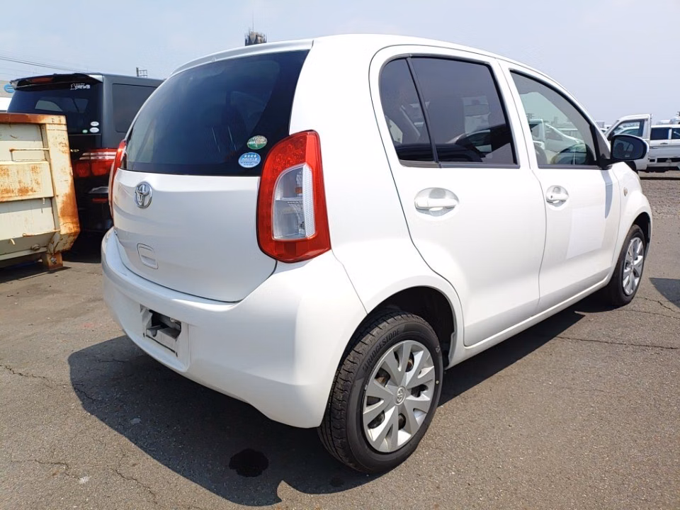 TOYOTA PASSO