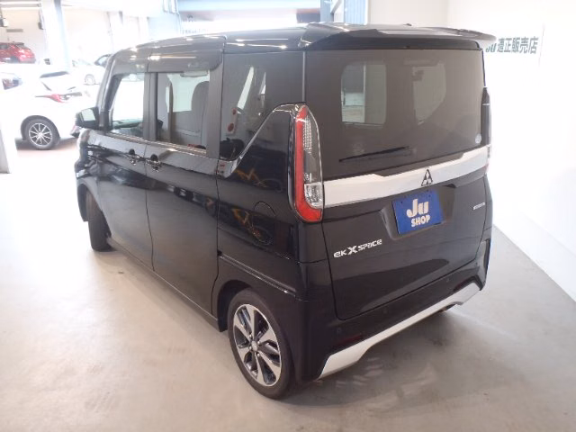 MITSUBISHI EK SPACE