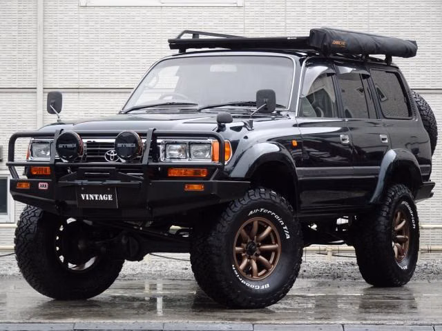 TOYOTA LAND CRUISER