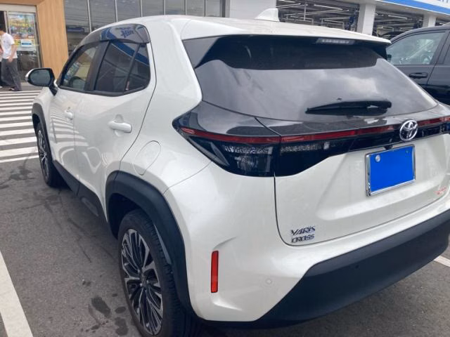 TOYOTA YARIS CROSS
