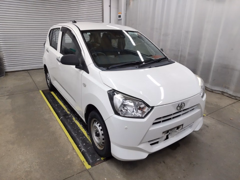 TOYOTA PIXIS EPOCH