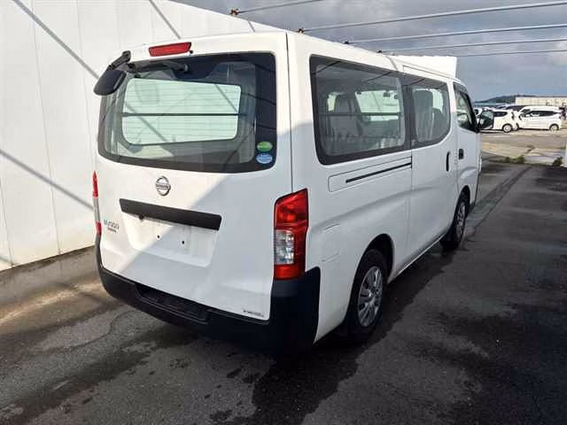 NISSAN NV350 CARAVAN