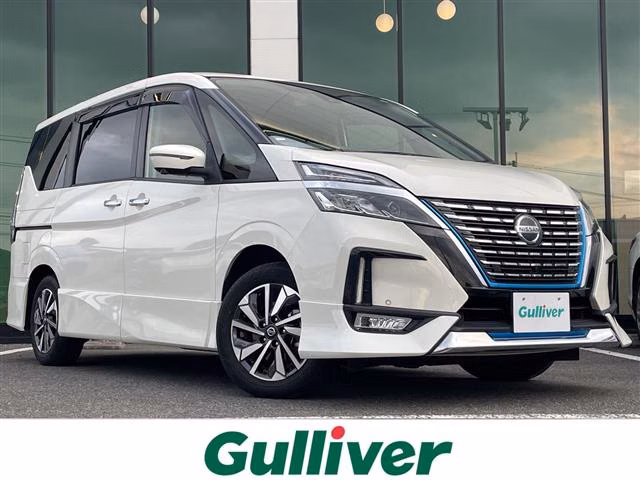 Nissan Serena · 2021