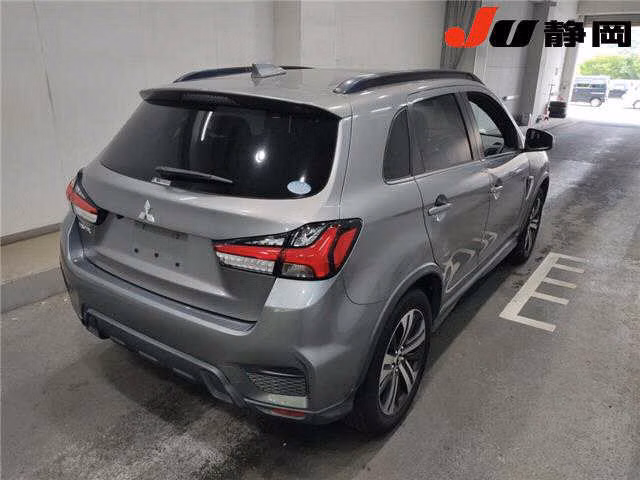 MITSUBISHI RVR