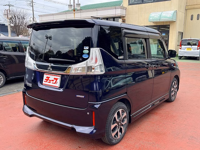 MITSUBISHI DELICA D:2