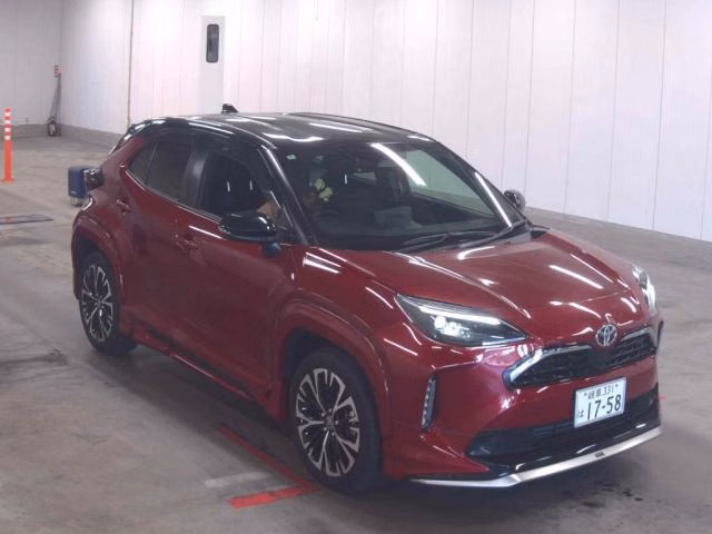 TOYOTA YARIS CROSS
