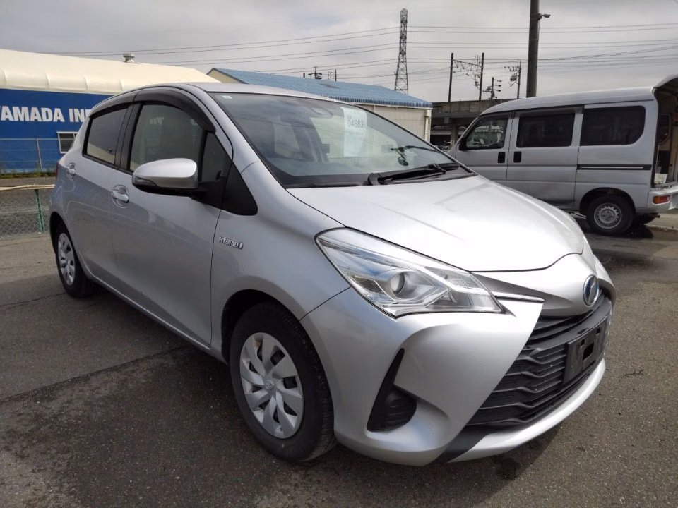 TOYOTA VITZ