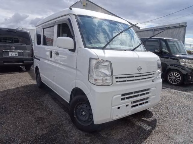 NISSAN NV100 CLIPPER