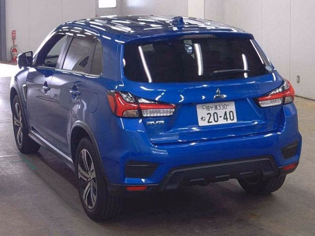 MITSUBISHI RVR