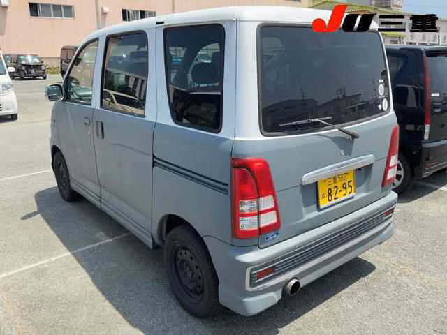 DAIHATSU ATRAI