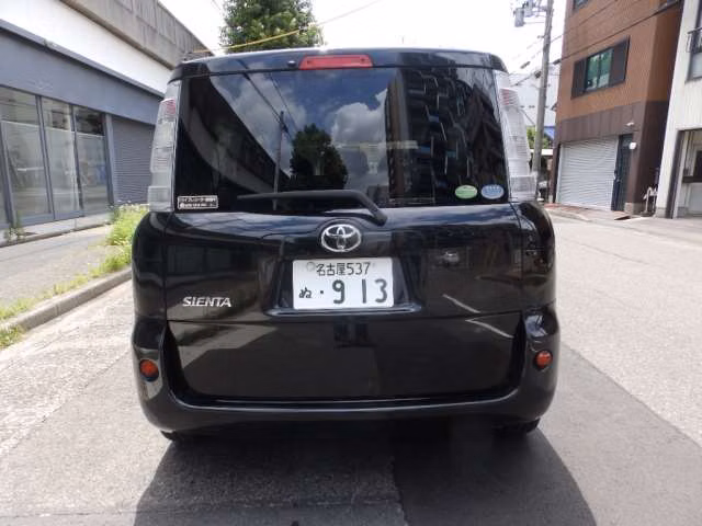 TOYOTA SIENTA