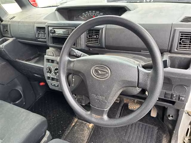 DAIHATSU HIJET CADDIE