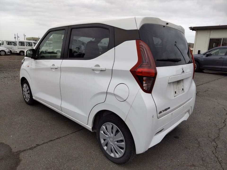 MITSUBISHI EK WAGON