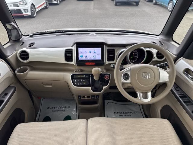 HONDA N-BOX