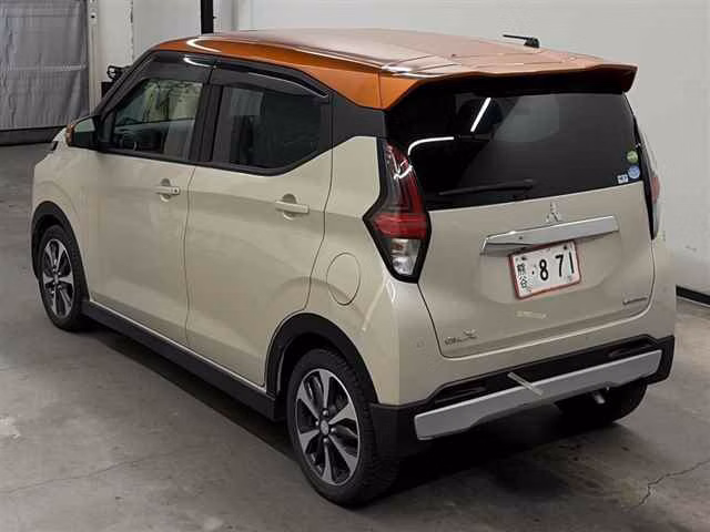 MITSUBISHI EK X