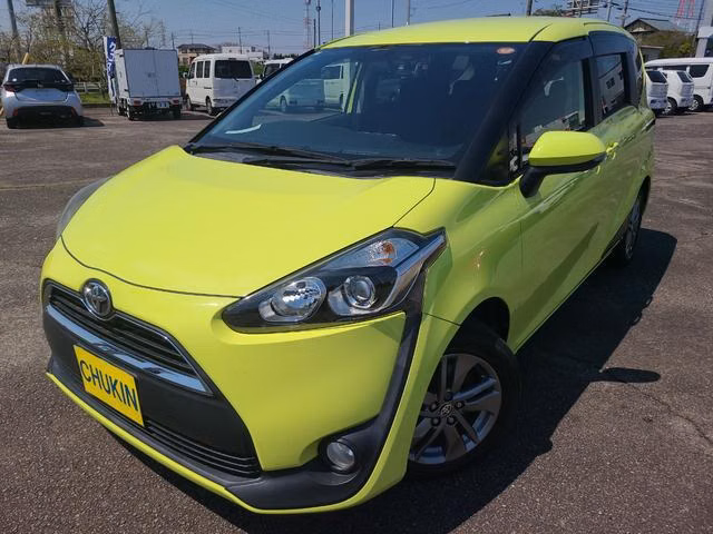 TOYOTA SIENTA