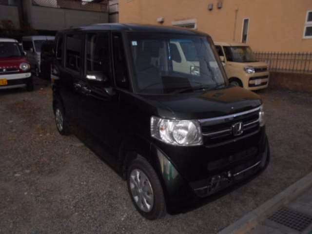 HONDA N-BOX
