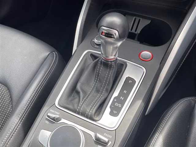 AUDI SQ2