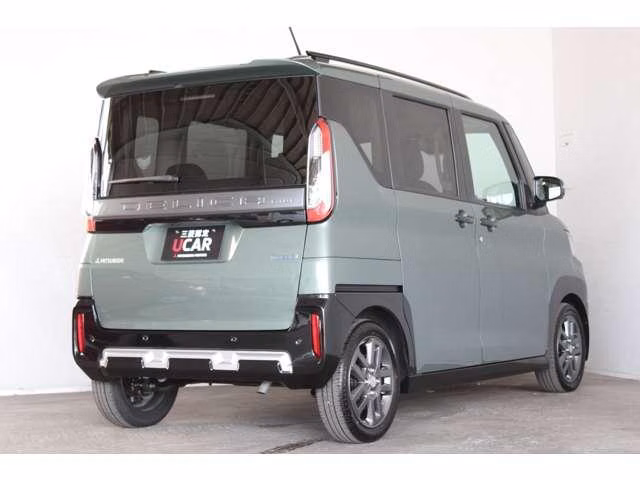 MITSUBISHI DELICA MINI