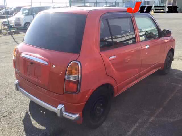 DAIHATSU MIRA GINO