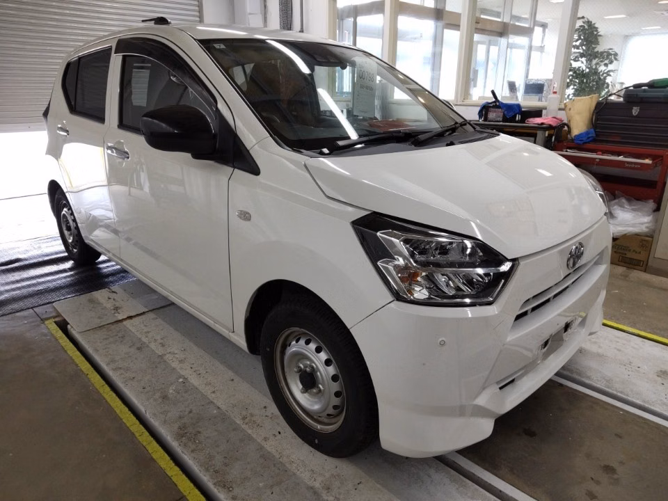 TOYOTA PIXIS EPOCH
