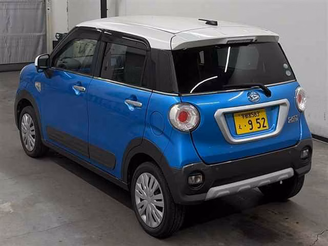 DAIHATSU CAST