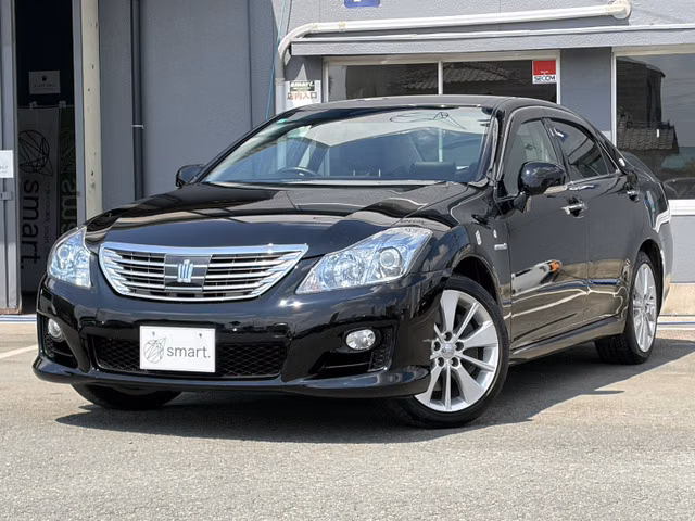 TOYOTA CROWN