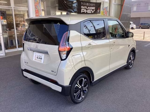 MITSUBISHI EK X EV