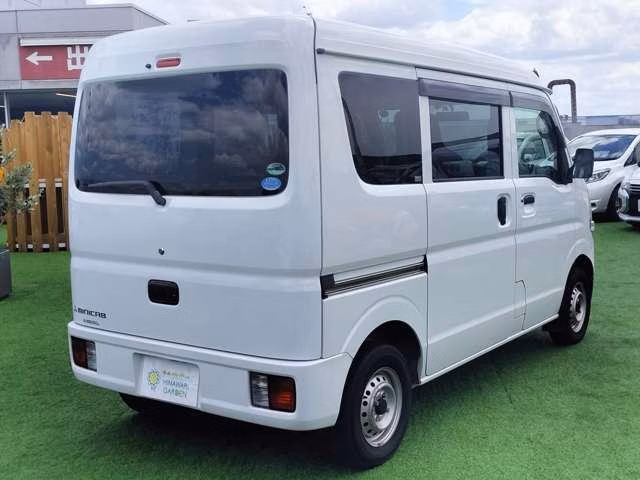 MITSUBISHI MINICAB
