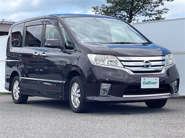 NISSAN SERENA